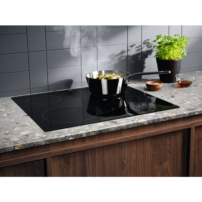 Electrolux - Taque à induction - LIB60424CK