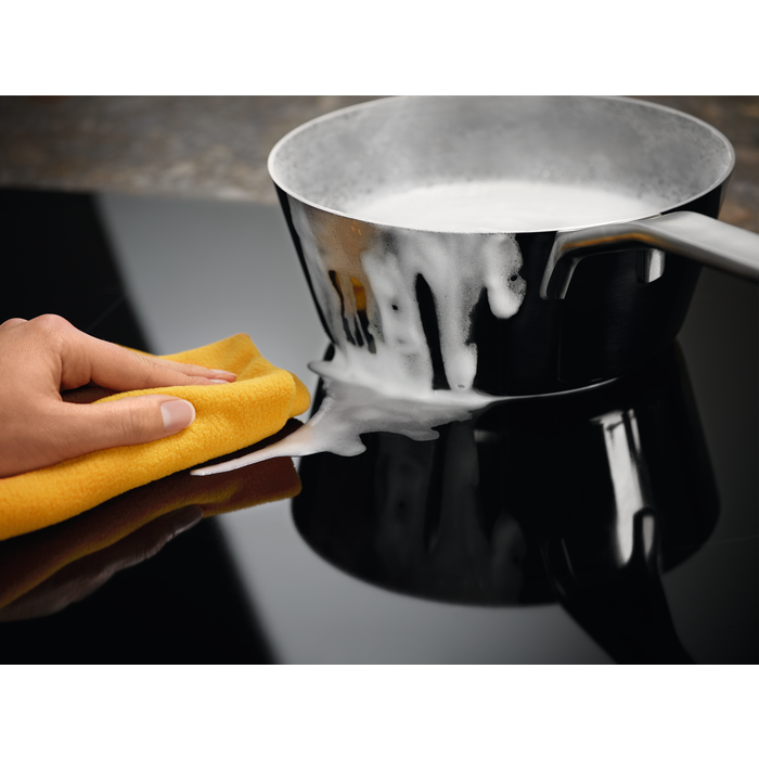 Electrolux - Kookplaat met afzuiging - KCD73443
